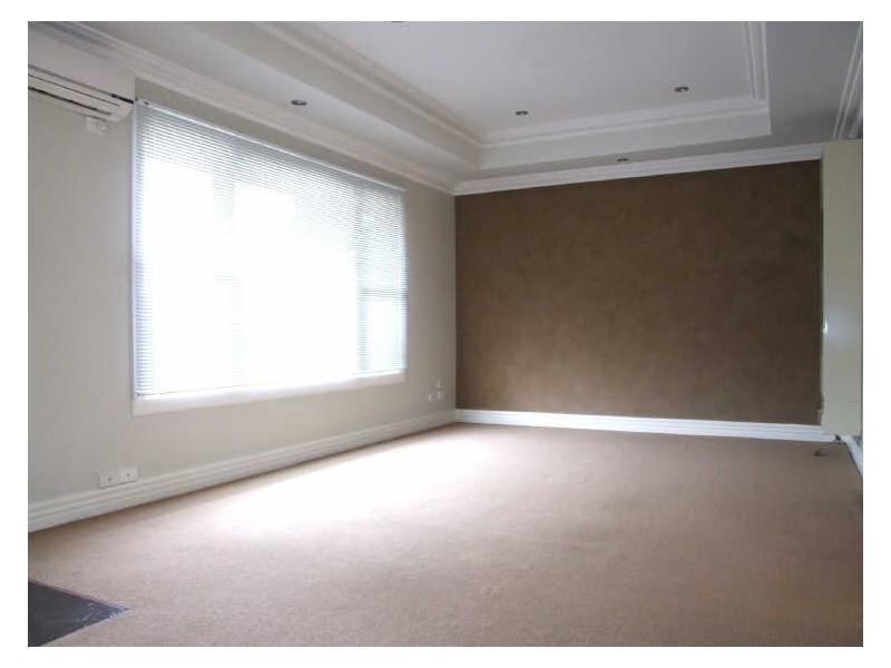 2/45 Oakwood Avenue, Dandenong North VIC 3175