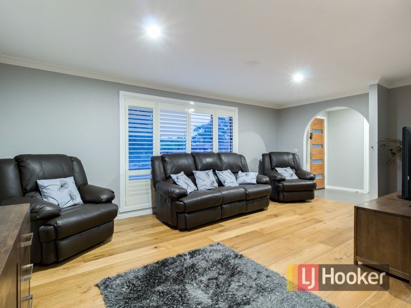 19 Kennington Park Drive, Endeavour Hills VIC 3802