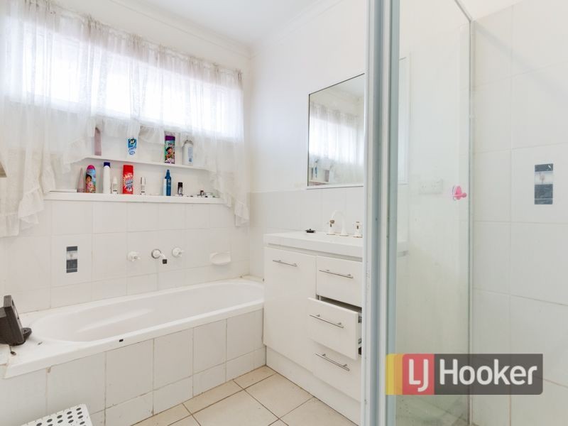 5 Kernot Crescent, Noble Park North VIC 3174