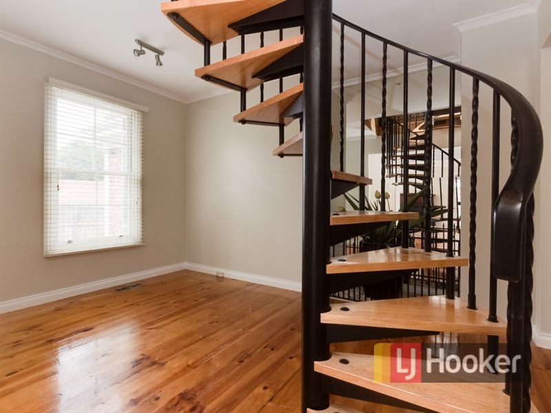 30 Dinsdale Road, Boronia VIC 3155