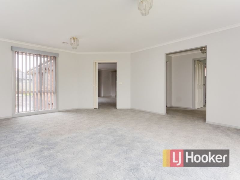 4 Tomasetti Crescent, Narre Warren VIC 3805