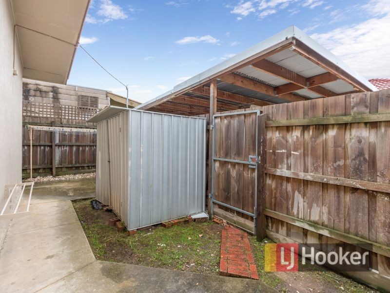 1/185 Gladstone Road, Dandenong North VIC 3175