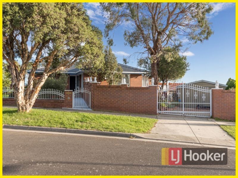 1 Endeavour Crescent, Endeavour Hills VIC 3802
