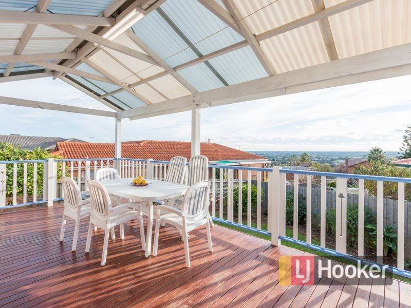 1 Endeavour Crescent, Endeavour Hills VIC 3802