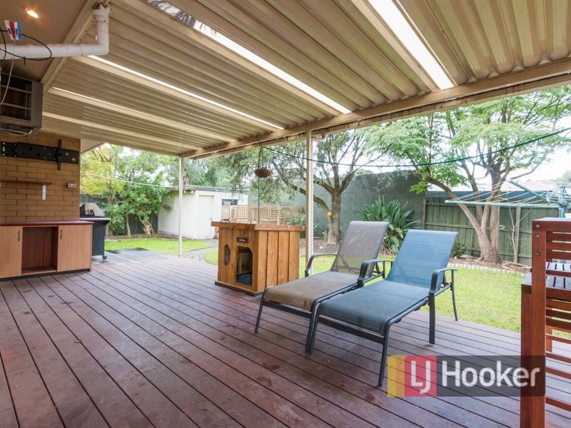 19 Amalfi Drive, Endeavour Hills VIC 3802