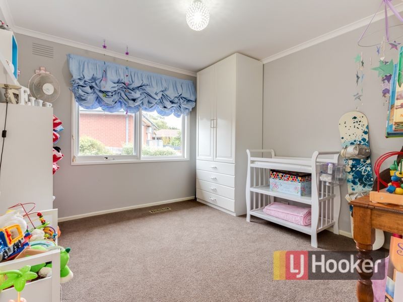 4 Cristata Avenue, Endeavour Hills VIC 3802