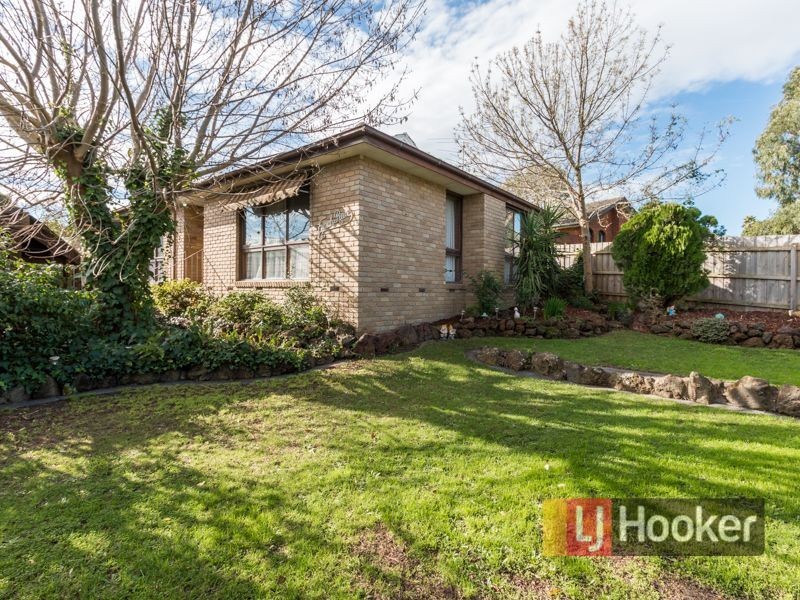 4 Thompson Court, Endeavour Hills VIC 3802