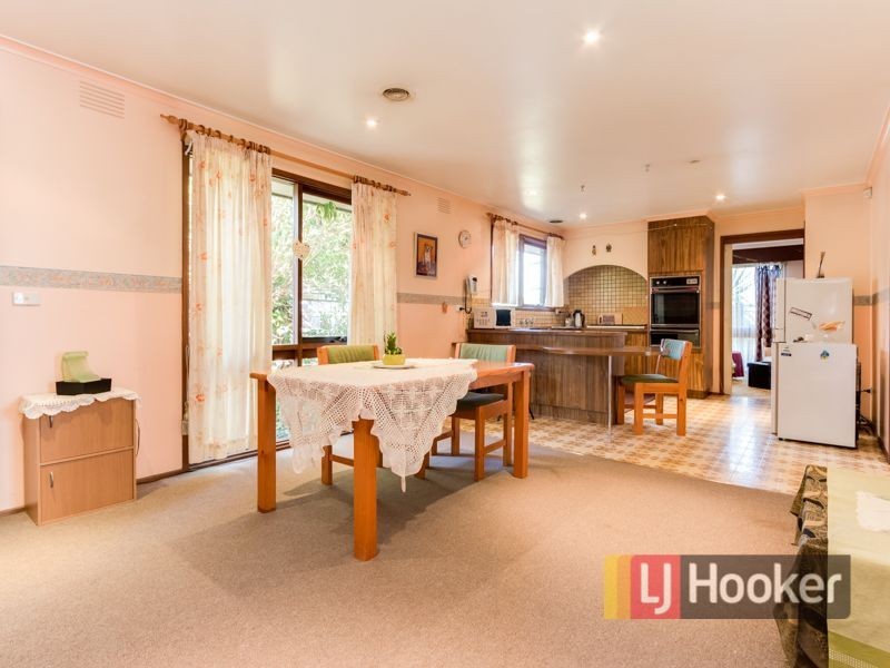 4 Thompson Court, Endeavour Hills VIC 3802