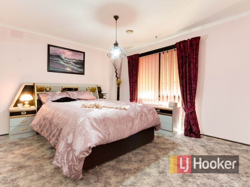 4 Thompson Court, Endeavour Hills VIC 3802