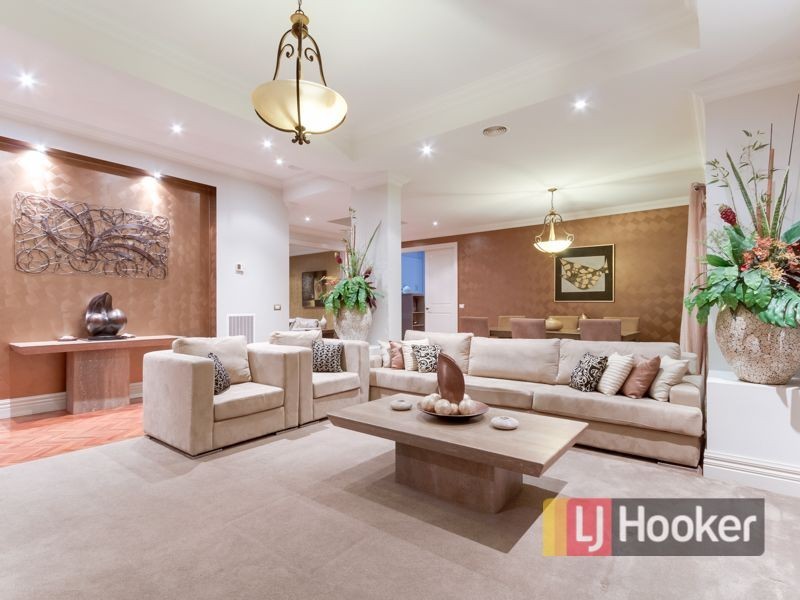 1 William Road, Berwick VIC 3806