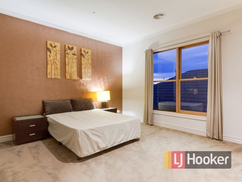 1 William Road, Berwick VIC 3806