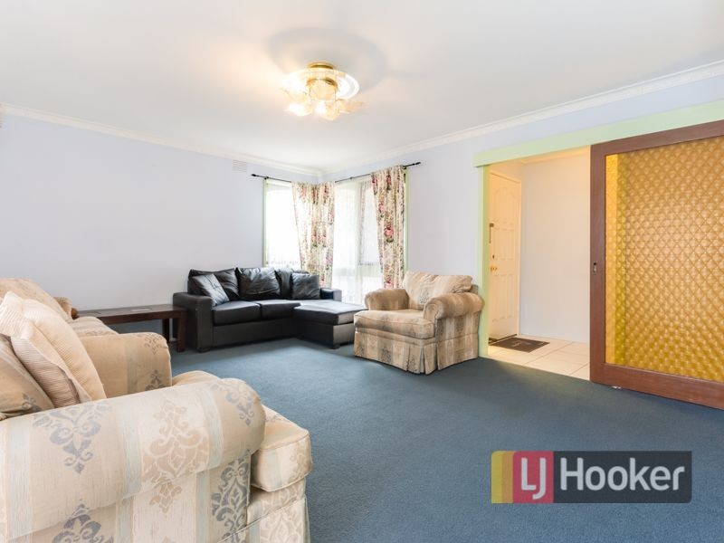 15 Chester Court, Endeavour Hills VIC 3802