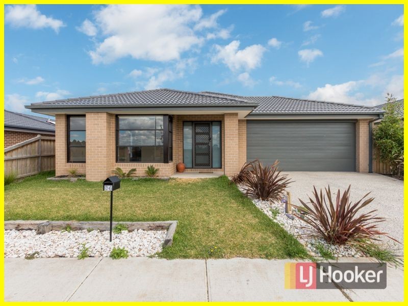 84 Glenelg Street, Clyde North VIC 3978