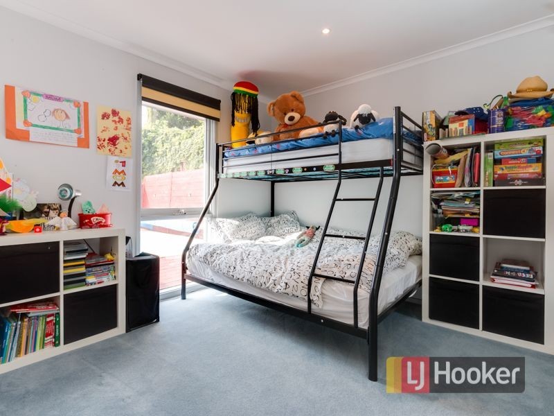 7 Hughes Close, Endeavour Hills VIC 3802