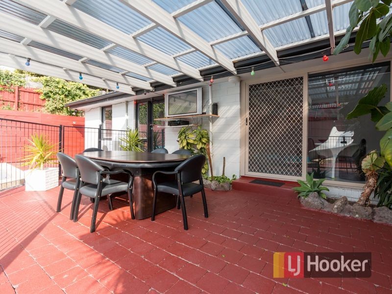 7 Hughes Close, Endeavour Hills VIC 3802
