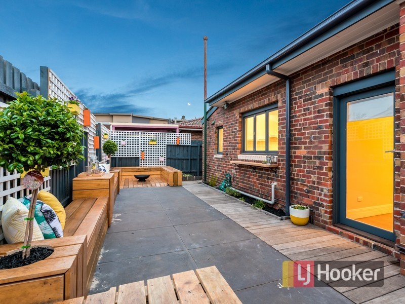 1/70 Cleeland Street, Dandenong VIC 3175