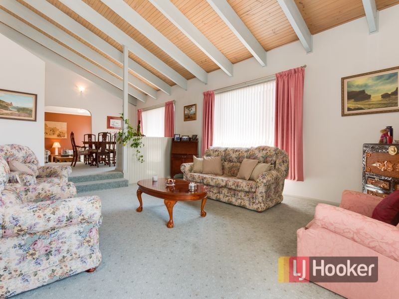 4 Samaher Court, Endeavour Hills VIC 3802