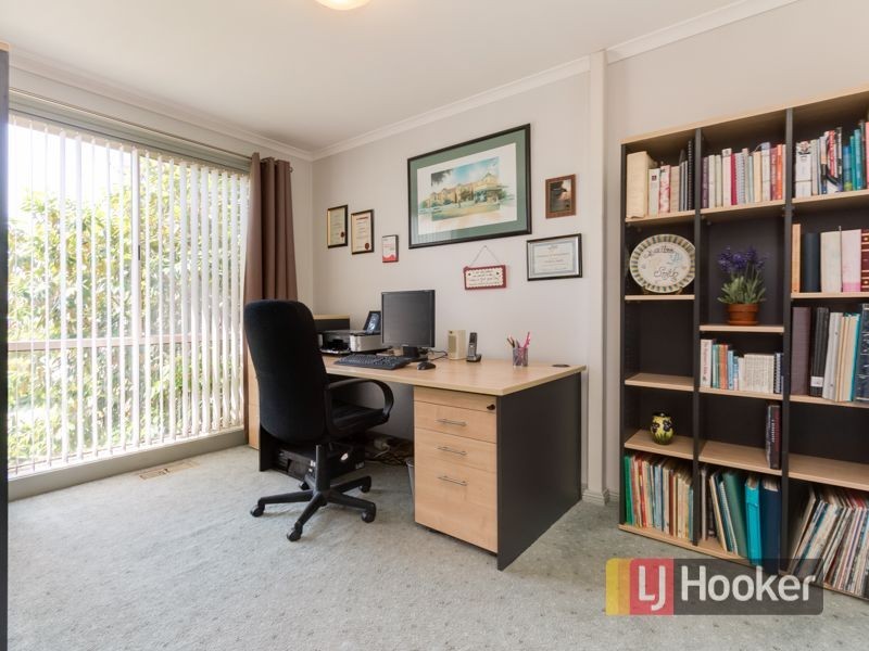 4 Samaher Court, Endeavour Hills VIC 3802