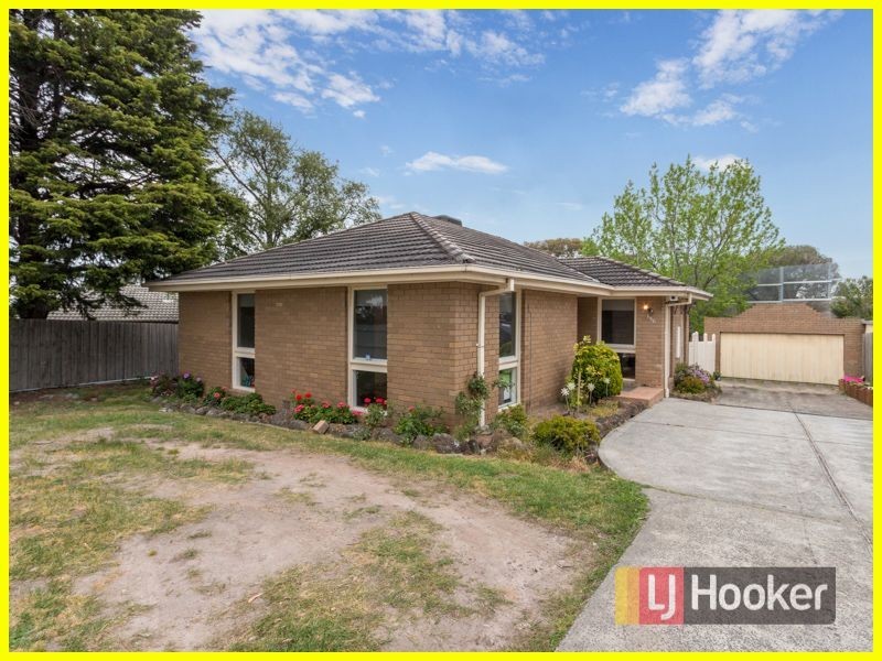 150 James Cook Drive, Endeavour Hills VIC 3802