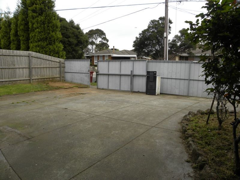 3 Bunarong Court, Dandenong North VIC 3175