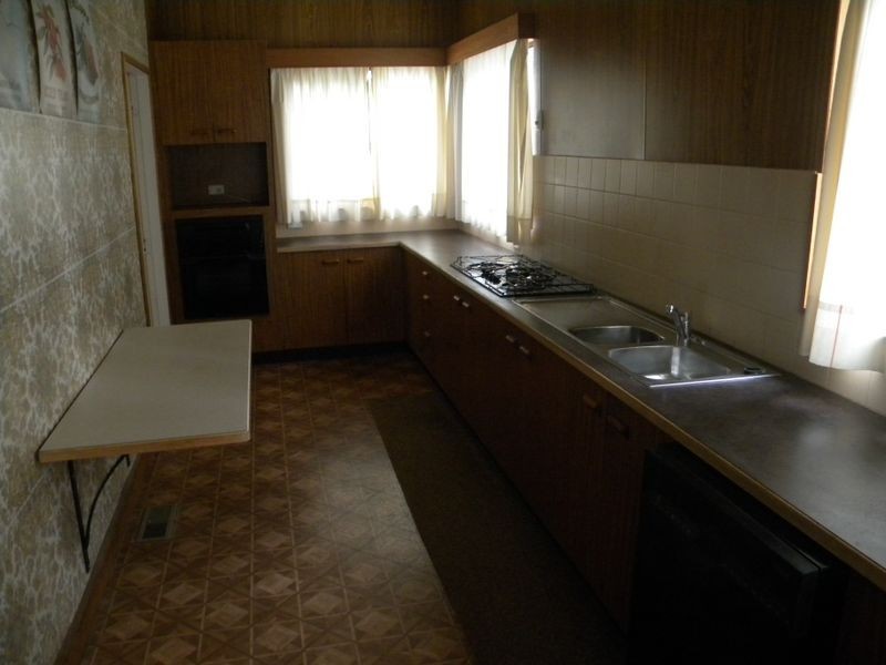 42 Parker Road, Silvan VIC 3795