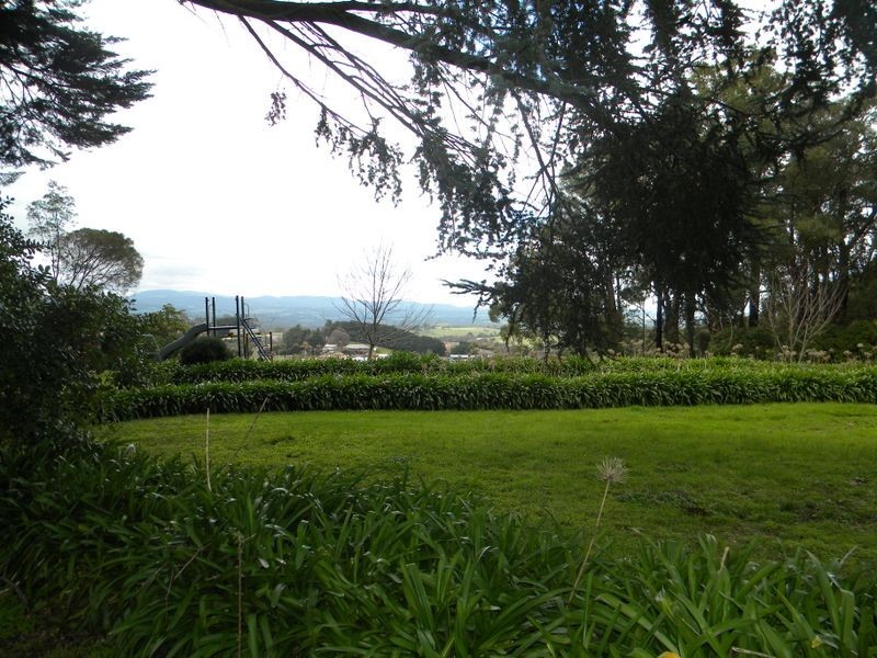 42 Parker Road, Silvan VIC 3795