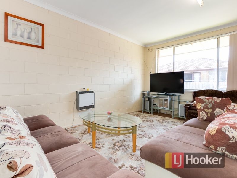 2/64 Hammond Road, Dandenong VIC 3175