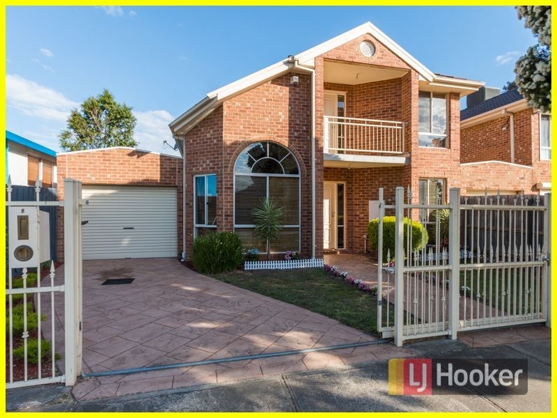 8 Carson Street, Dandenong VIC 3175