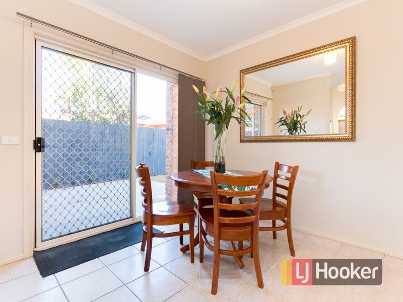 8 Carson Street, Dandenong VIC 3175