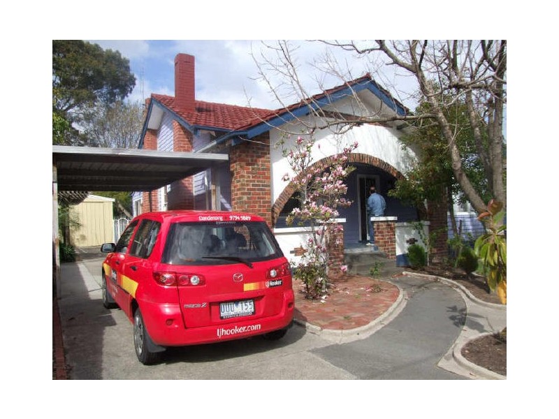 9 Sleeth Avenue, Dandenong VIC 3175