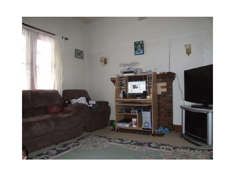 9 Sleeth Avenue, Dandenong VIC 3175