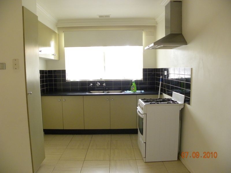 8/1-3 Herbert Street, Dandenong VIC 3175