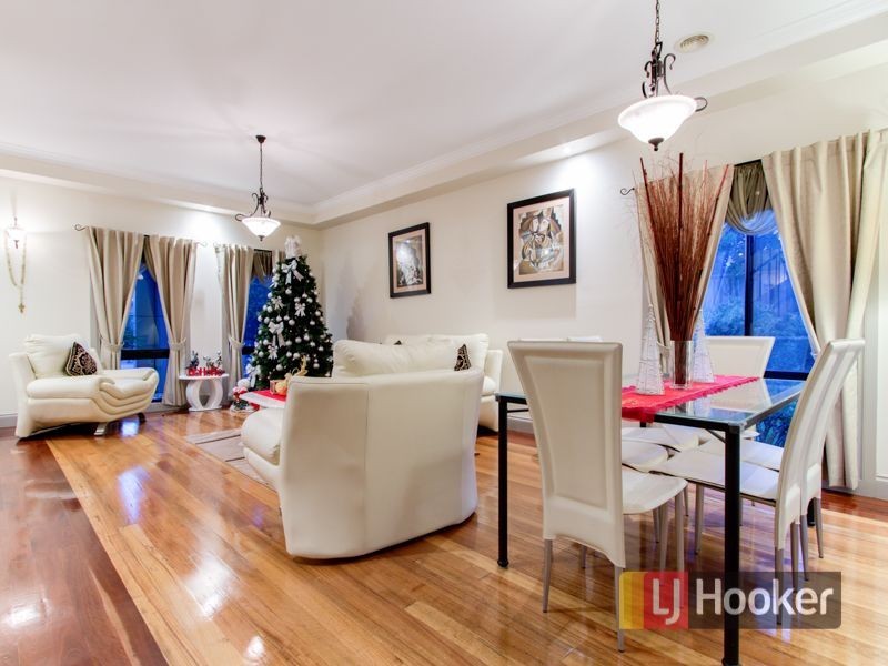 5 Petrel Place, Berwick VIC 3806