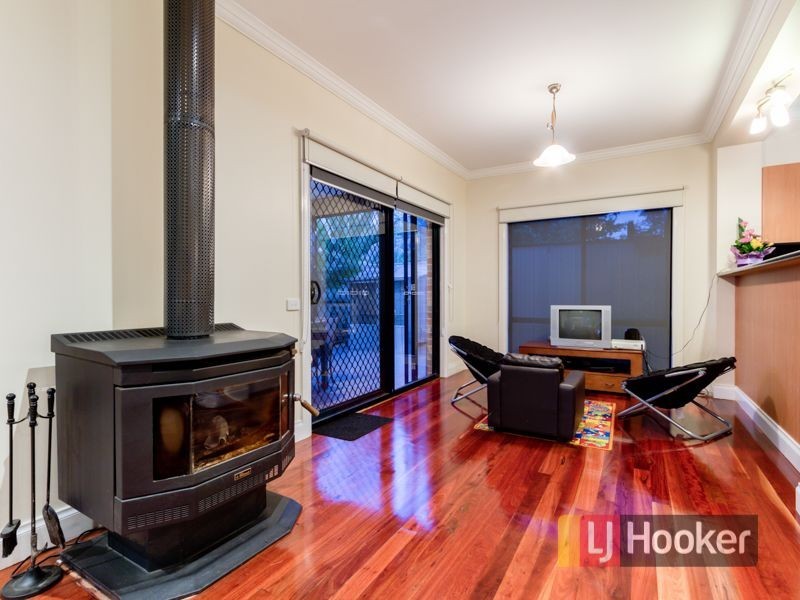 5 Petrel Place, Berwick VIC 3806