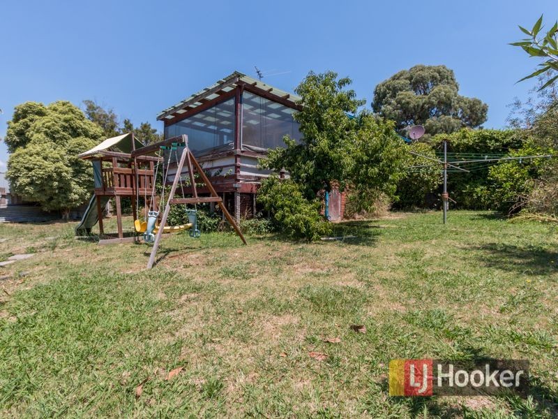 2 Chalcot Drive, Endeavour Hills VIC 3802