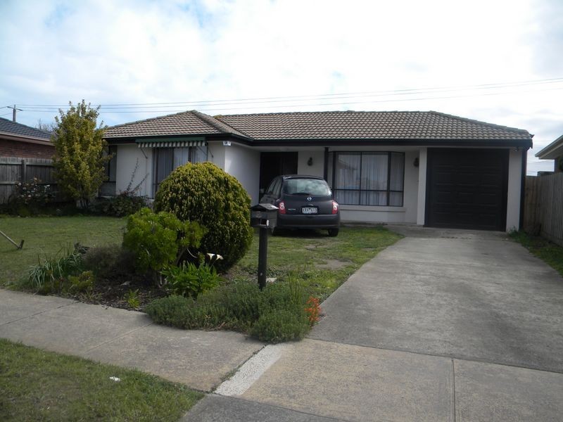 30 Justin Circuit, Hampton Park VIC 3976