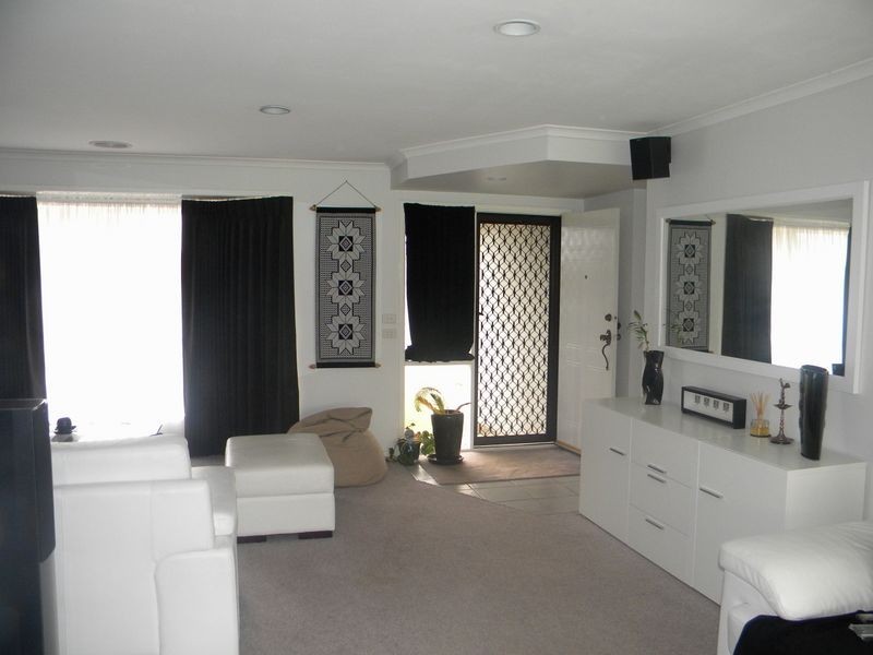 30 Justin Circuit, Hampton Park VIC 3976