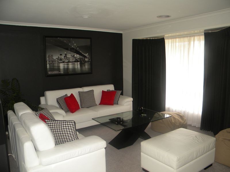 30 Justin Circuit, Hampton Park VIC 3976