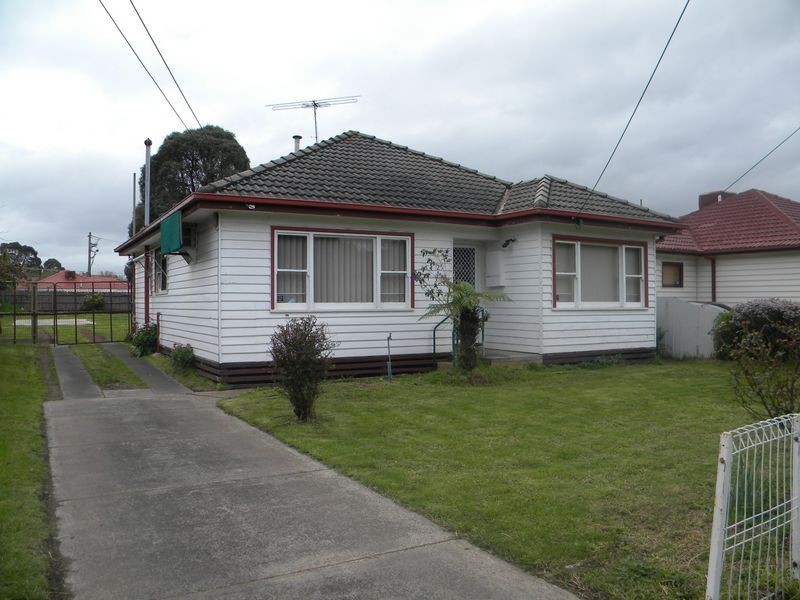 25 Burrows Avenue, Dandenong VIC 3175