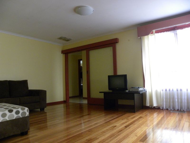 12 Marshall Court, Hampton Park VIC 3976