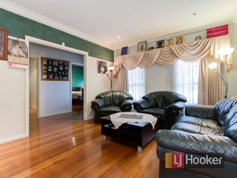 1/16 Gloria Avenue, Dandenong North VIC 3175