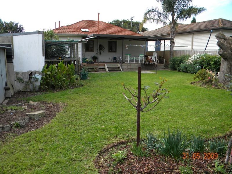 8 Marcella Avenue, Dandenong North VIC 3175