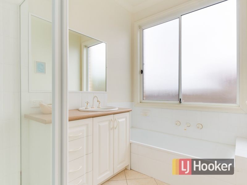 35 Cootamundra Street, Doveton VIC 3177