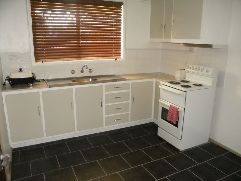 1/1 Potter Street, Dandenong VIC 3175