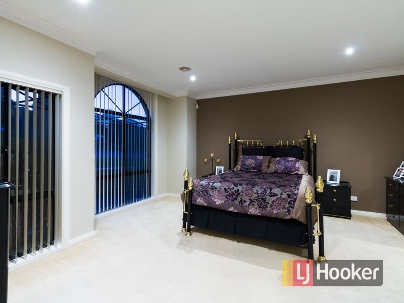 144 David Collins Drive, Endeavour Hills VIC 3802