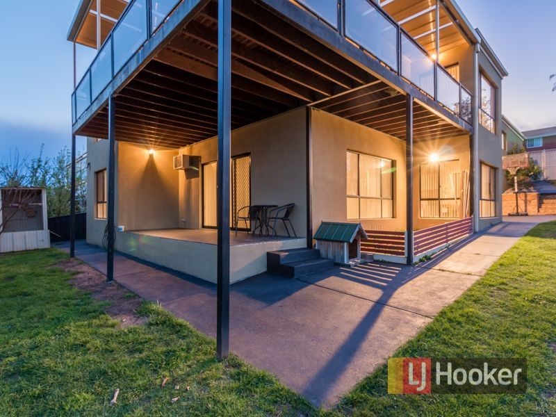 144 David Collins Drive, Endeavour Hills VIC 3802