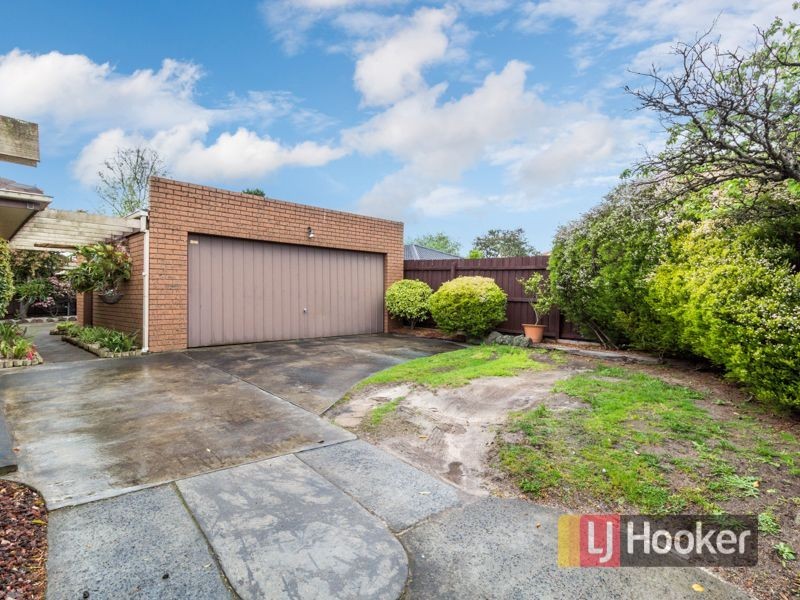 20 Jarvis Crescent, Dandenong North VIC 3175