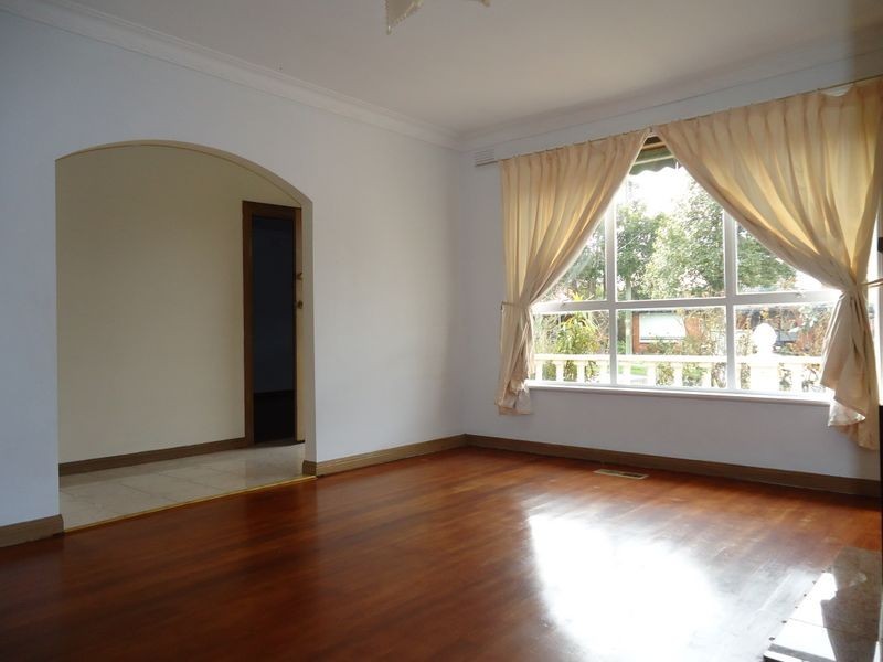 12 Waratah Drive, Dandenong North VIC 3175