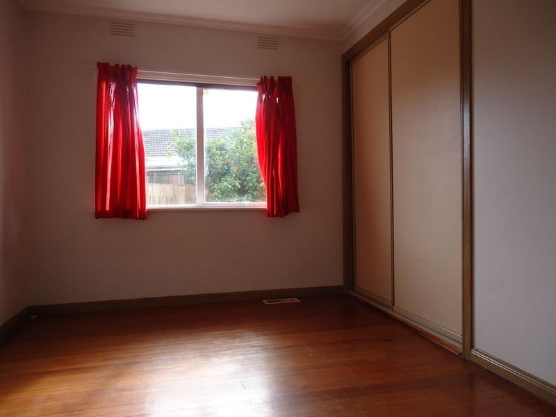 12 Waratah Drive, Dandenong North VIC 3175