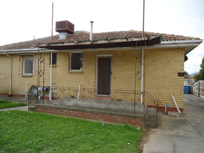 12 Waratah Drive, Dandenong North VIC 3175